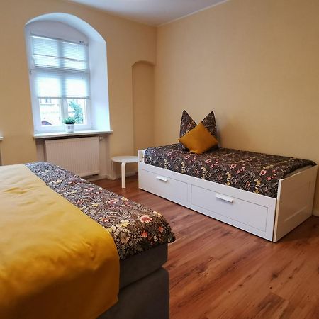 Ferienwohnung Schlossblick Mit Parkplatz Pirna Bagian luar foto