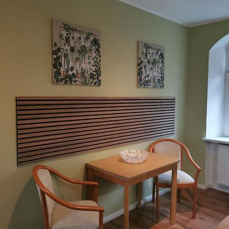 Ferienwohnung Schlossblick Mit Parkplatz Pirna Bagian luar foto